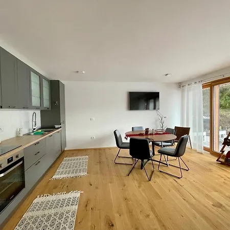 Apartma Gorna 크라니스카고라